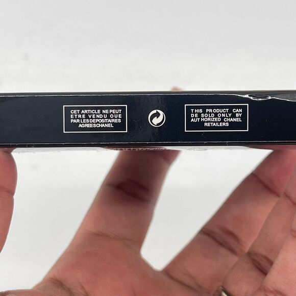 CHANEL Miroir Double Facettes Yellow Compact Mirror Duo | New | Luxe Accessory - Picture 11 of 13